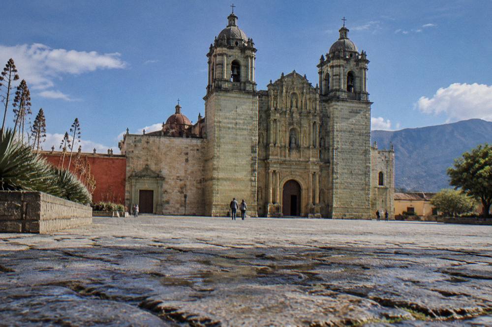 Facade of the Santo Domingo de Guzmán church in Oaxaca City in morning light