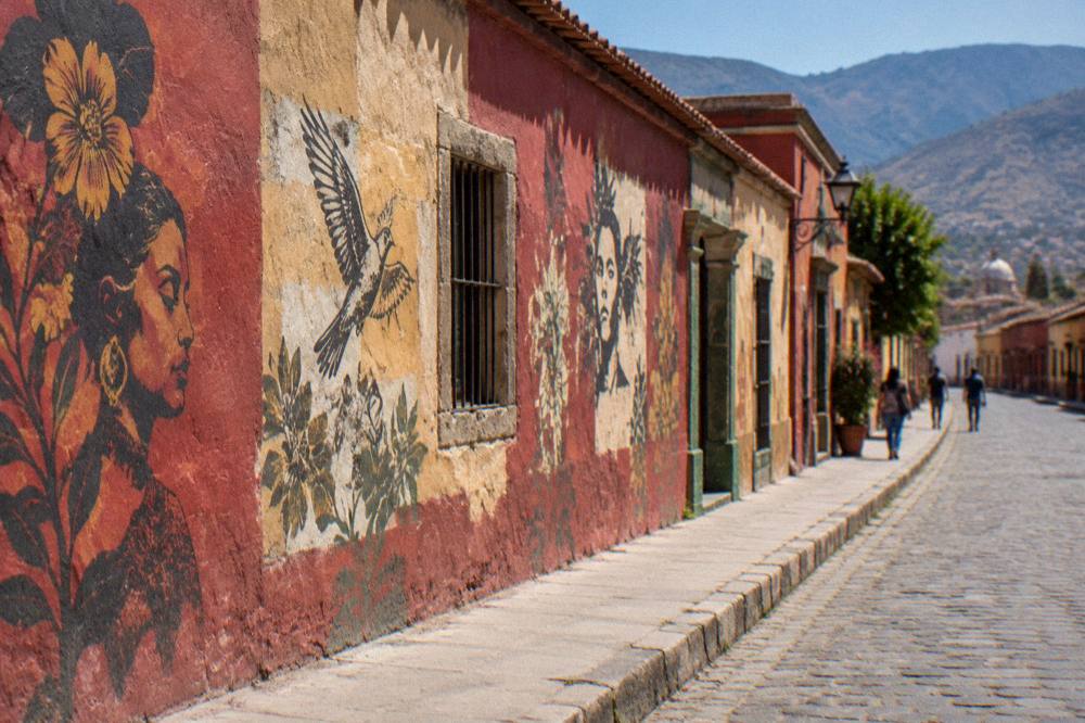 Painted mural on a wall in the Jalatlaco neighbourhood of Oaxaca City